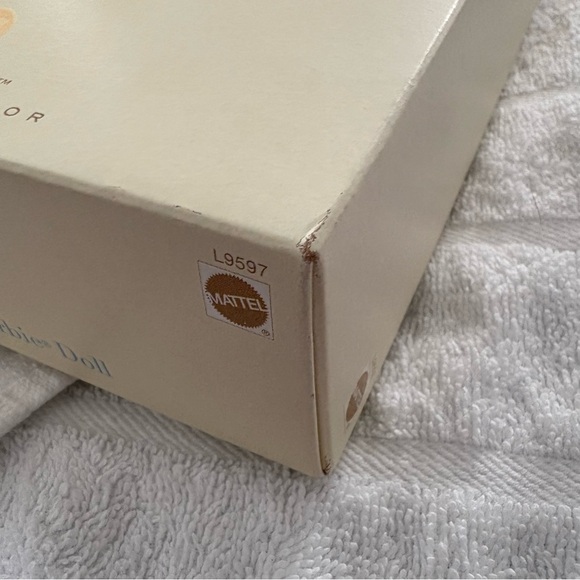 The Showgirl 2008 Silkstone Gold Label Barbie - Picture 9 of 13